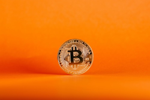 Reading historical Bitcoin price chart data
